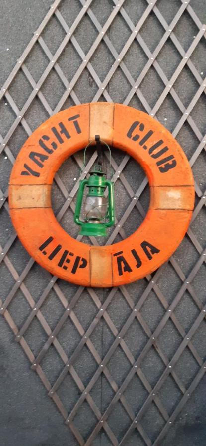 Yacht Club Apartman Liepāja Kültér fotó
